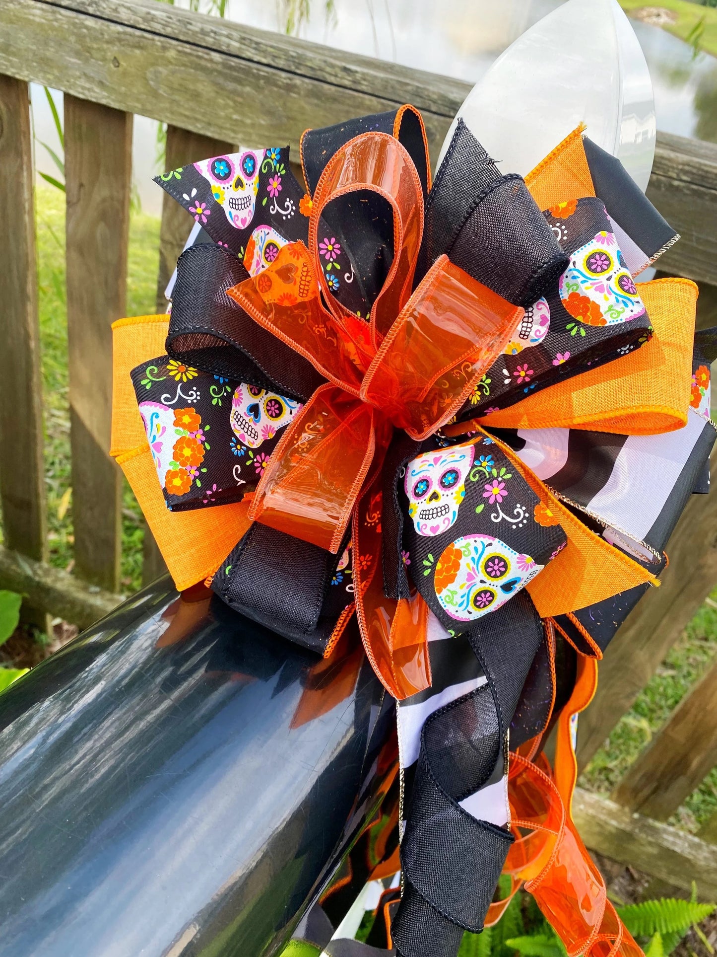 Halloween Collection - Bow,Halloween Bow, Day of the Dead,Day of the Dead Decor,Mailbox Bow,Wreath Bow,Gift Bow,Decor,Skulls,Gift