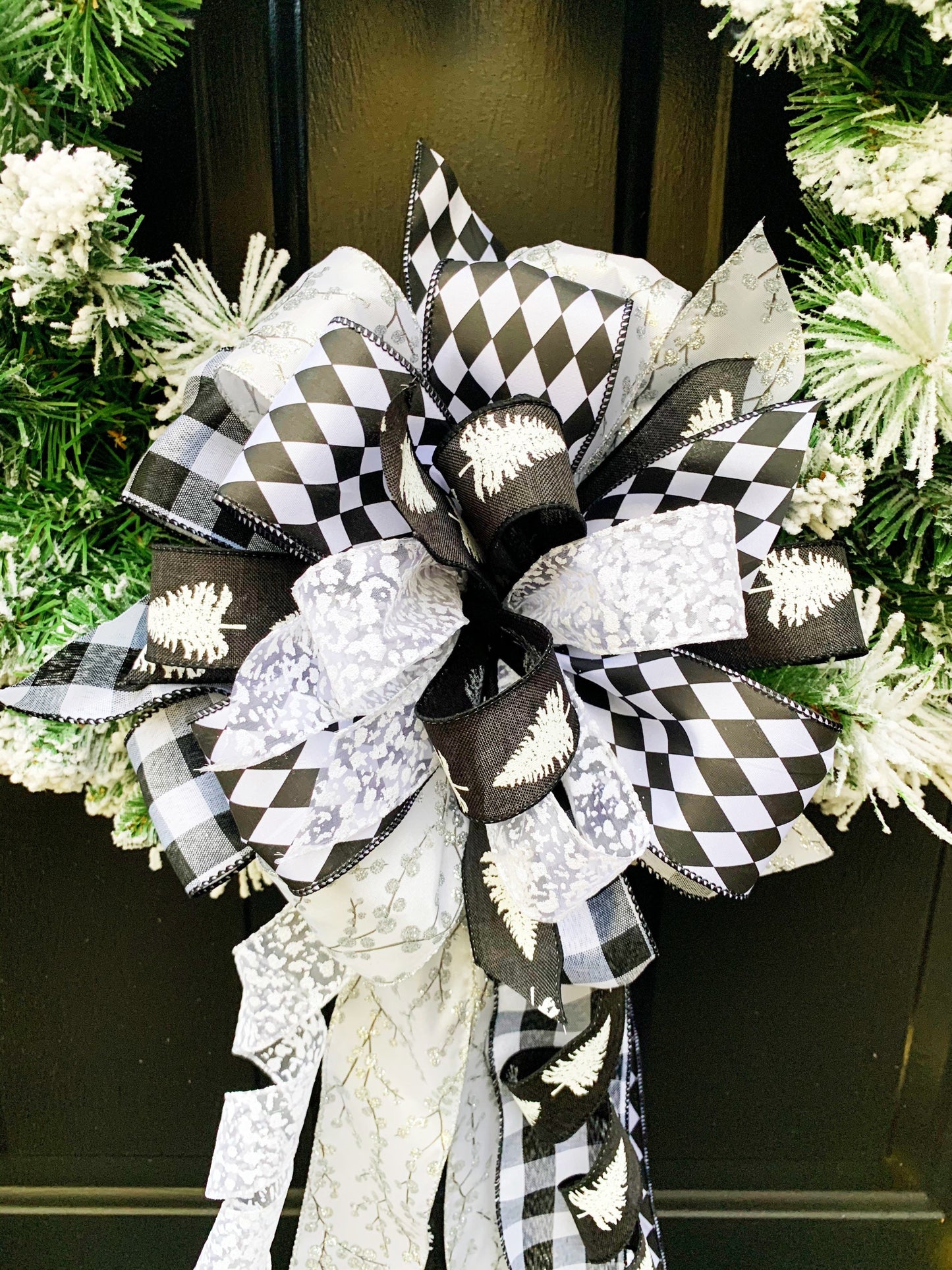 Everyday Collection- Black/White Bow