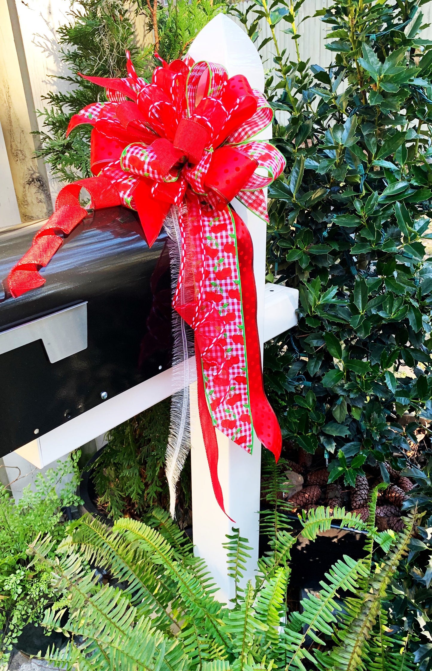 Valentines Collection “Cherry Pie” Bow, Valentines Bow, Mailbox Bow, Wreath Bow, Valentines Wreath Bow, Valentines Wreath Bow, Hearts Bow
