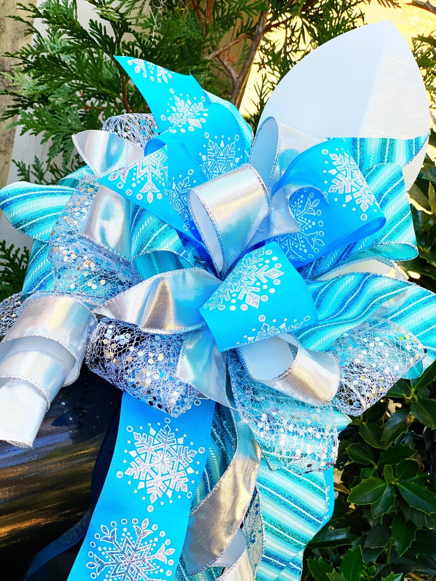 Winter Collection - Blue Bow, Snowflakes Bow, Blue/White Bow, Holiday Bow, Winter Bow, Mailbox Bow, Wreath Bow, Large Bow, Bows, Bow