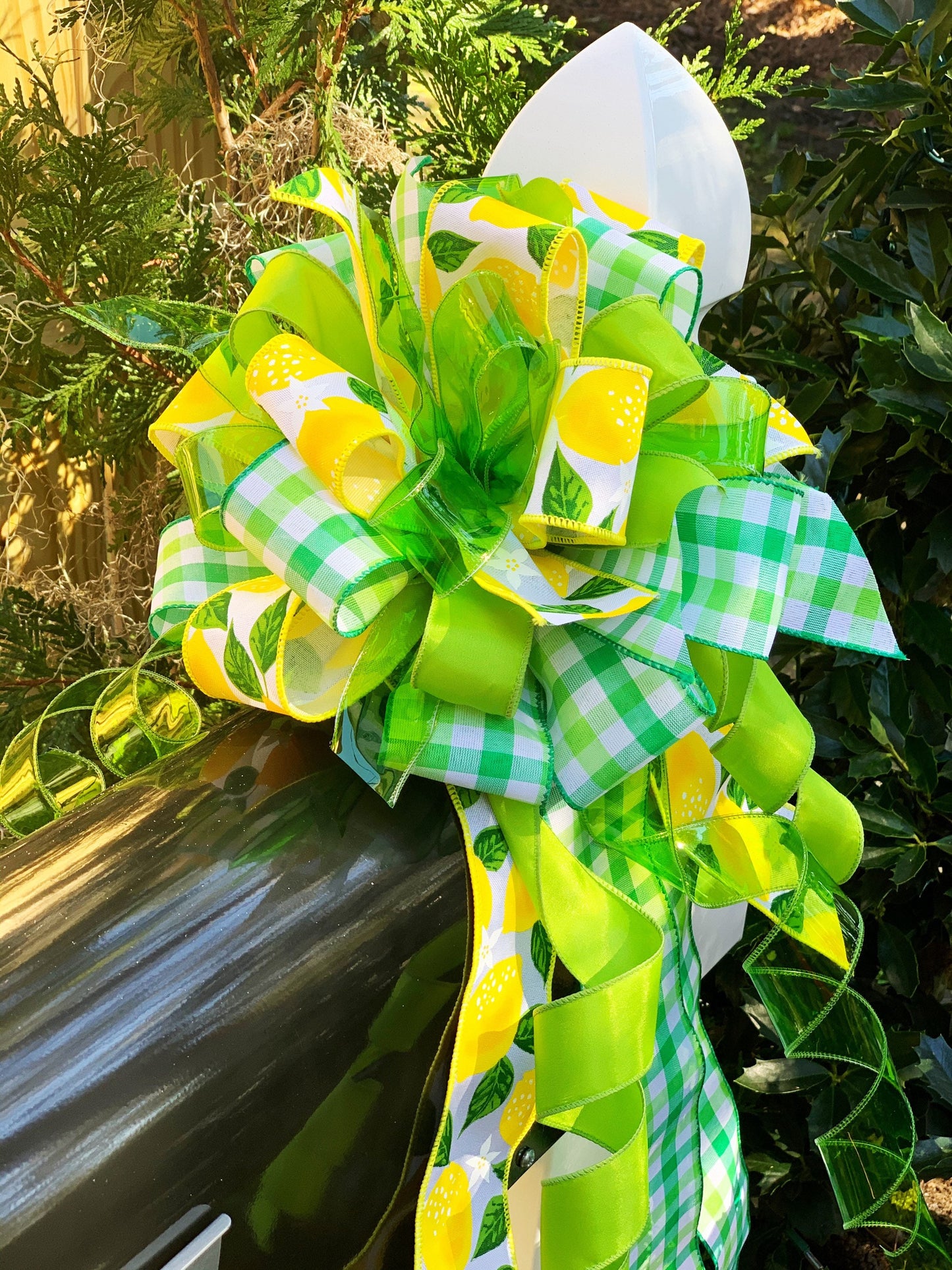 Everyday Collection - Lemons, Lemon Bow, Lemon Ribbon, Yellow Bow, Yellow Lemons, Large Bow, Mailbox Bow, Wreath Bow, Gift Bow, Bow, Bows