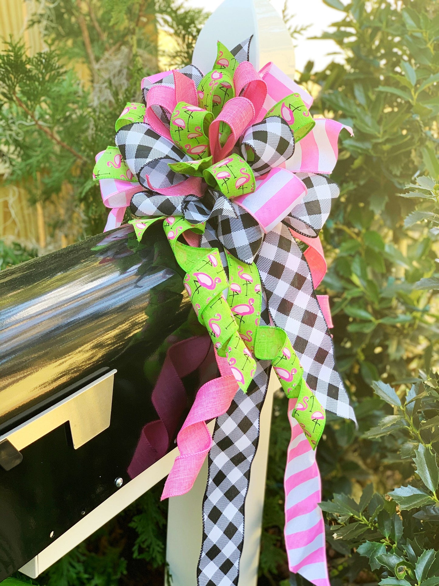Summer Collection - Pink Flamingo, Pink Flamingo Bow, Pink Bow, Flamingo Decor, Mailbox Bow, Wreath Bow, Large Bow, Gift, Gift Bow, Bow