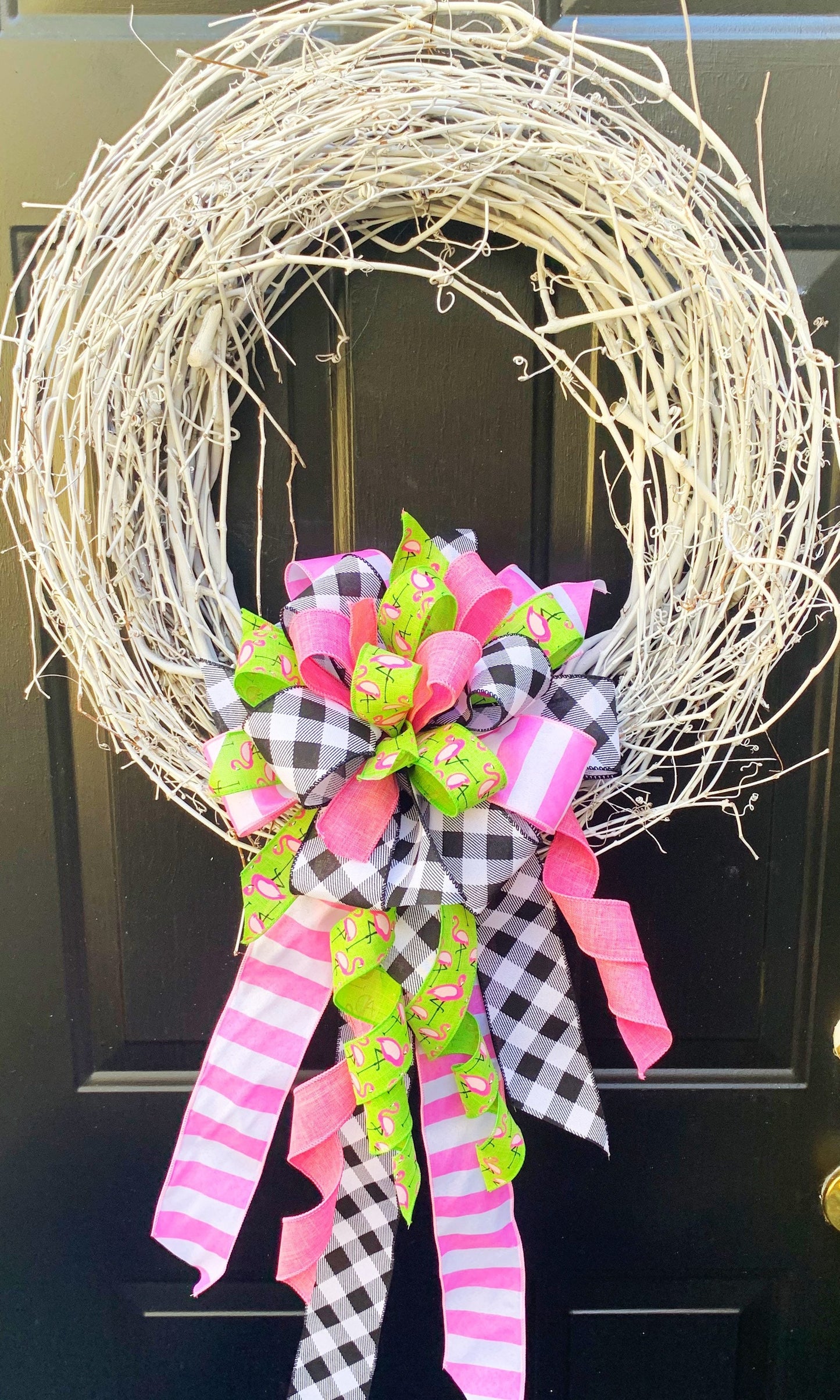 Summer Collection - Pink Flamingo, Pink Flamingo Bow, Pink Bow, Flamingo Decor, Mailbox Bow, Wreath Bow, Large Bow, Gift, Gift Bow, Bow