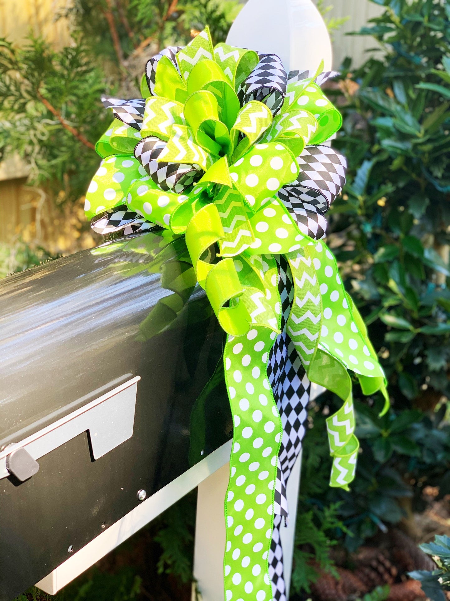 Everyday Collection - Green/Black Bow, Green Bow, Black Bow, Mailbox Bow, Wreath Bow, Large Bow, Gift, Gift Bow, Bows, Ribbon Bow