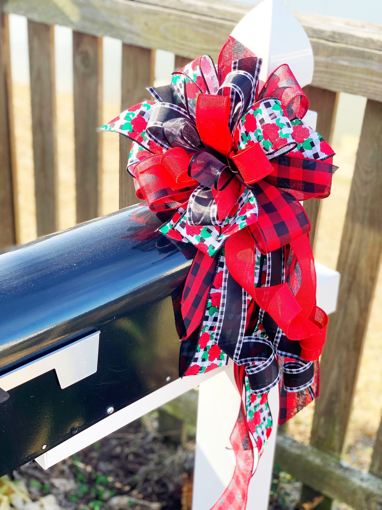 Valentines Collection - Valentines Bow, Valentines Ribbon,Valentines,Roses,Rose Ribbon,Red Roses,Gift,Mailbox Bow,Wreath Bow,Bow,Bows