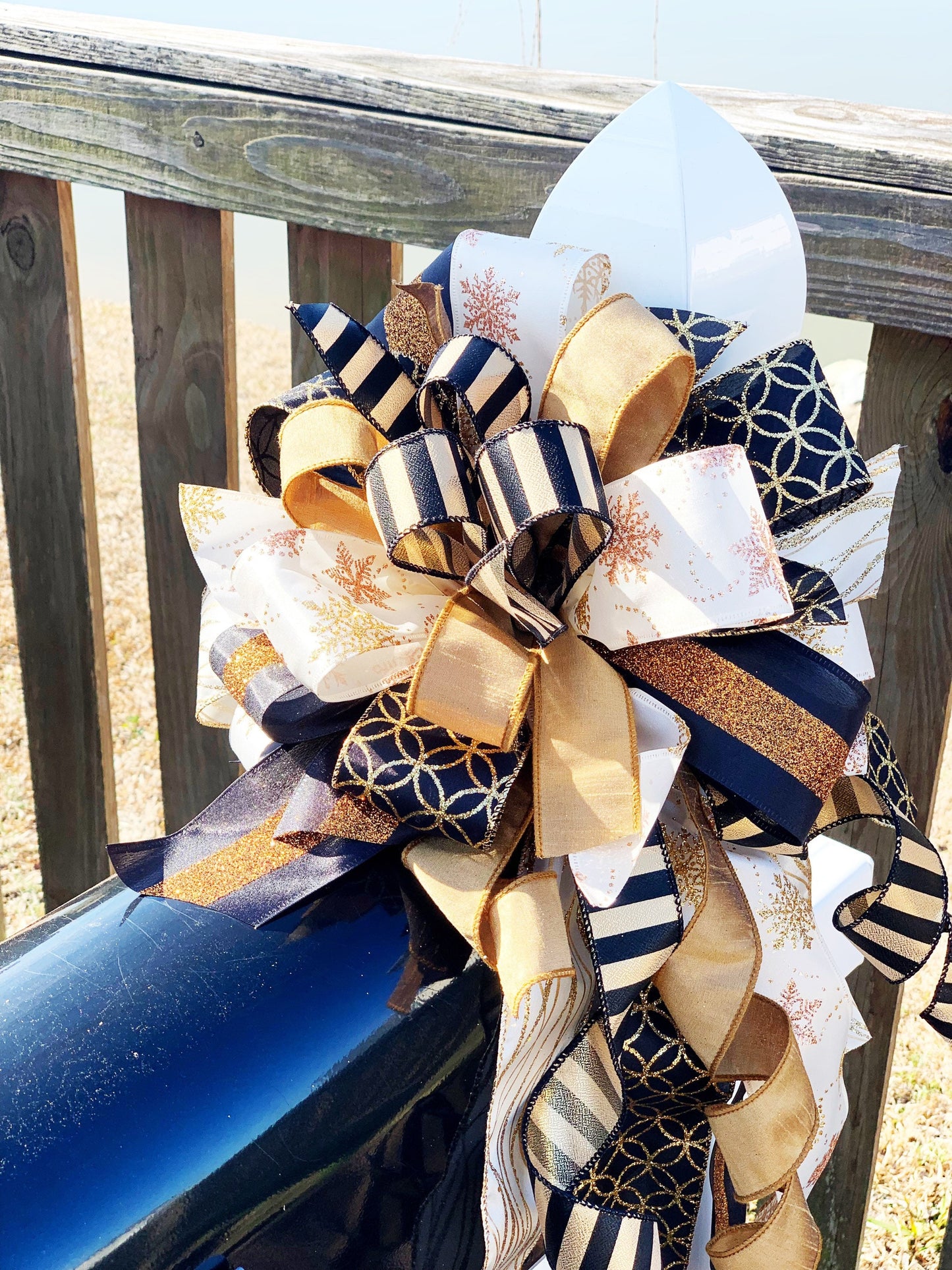 Winter Collection - Winter,Winter Bow,Snowflakes,Elegant,Elegant Bow,Christmas, Christmas Bow,Black Bow,Gold,Gold Bow,Wreath Bow,Mailbox Bow