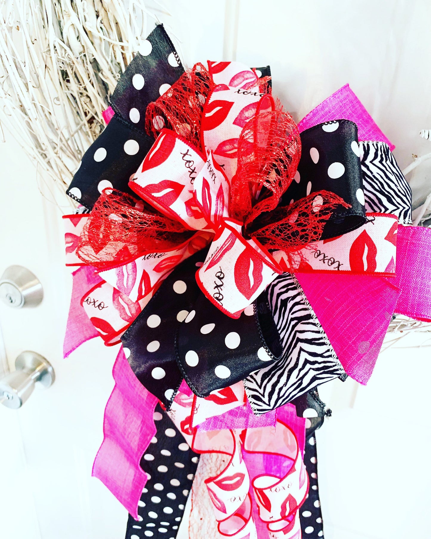 Valentines Collection - Valentines, Valentines Bow, Valentines Decor, Lips, Lips Bow, Lips Ribbon, Lips Decor, Mailbox Bow, Wreath Bow, Bow