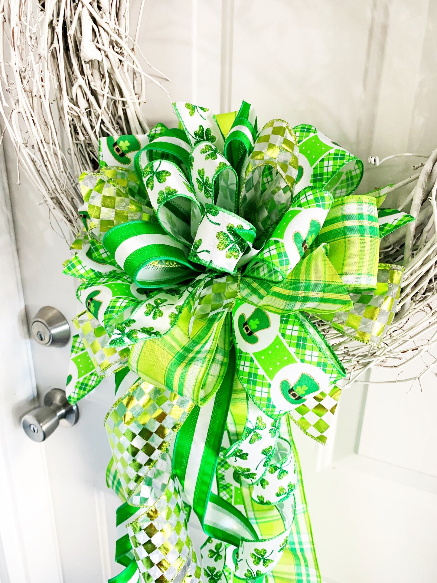 St Patrick’s Collection - St Patty’s Decor,St Patty’s Bow,St Patrick’s Bow,St Patrick’s Ribbon,Green Ribbon,Shamrocks,Shamrocks Bow, Wreath