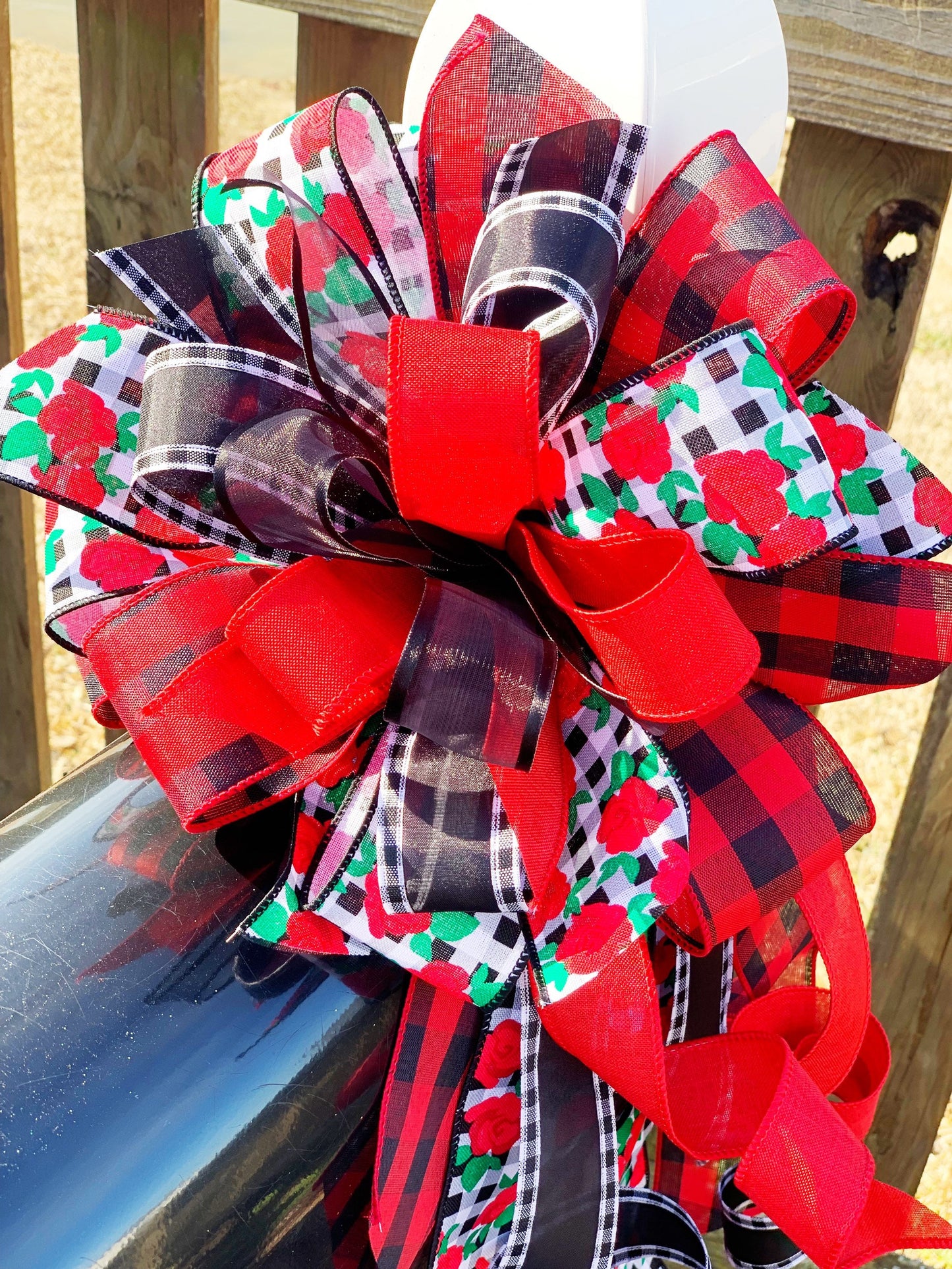 Valentines Collection - Valentines Bow, Valentines Ribbon,Valentines,Roses,Rose Ribbon,Red Roses,Gift,Mailbox Bow,Wreath Bow,Bow,Bows