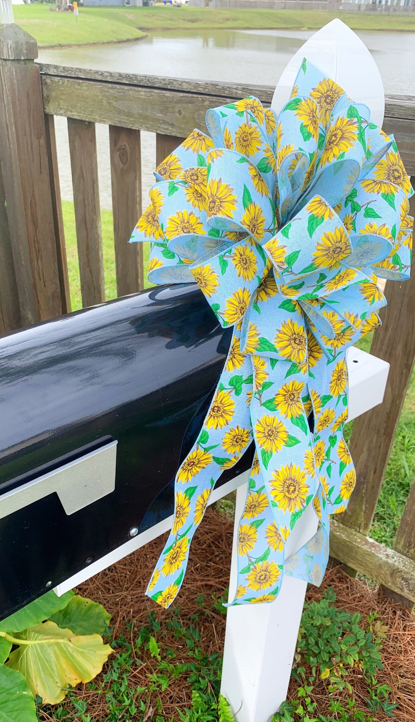 Everyday Collection - Sunflower,Sunflower Bow,Sunflower Ribbon,Ukraine,Ukraine Bow, Sunflower Decor,Mailbox Bow,Wreath Bow, Tree Topper,Blue