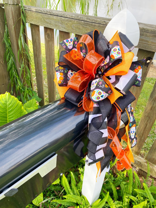 Halloween Collection - Bow,Halloween Bow, Day of the Dead,Day of the Dead Decor,Mailbox Bow,Wreath Bow,Gift Bow,Decor,Skulls,Gift