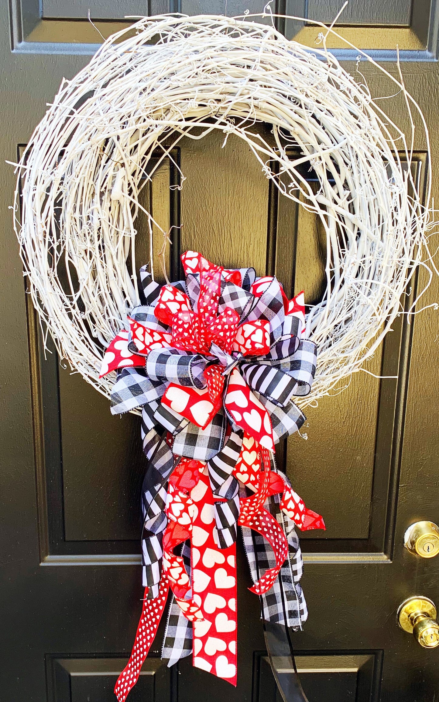Valentines Collection - Hearts,Hearts Bow,Valentines,Valentines Bow,Valentines Hearts Bow,Valentines Ribbon,Large Bow,Bows,Bow,Mailbox Bow
