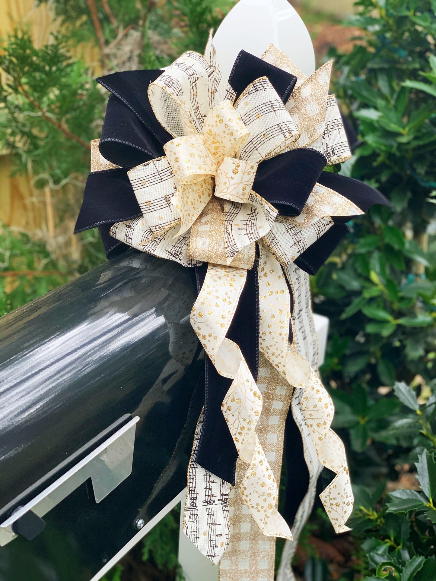 Everyday Collection - Piano Notes, Bow, Piano Notes Bow, Music Notes, Bows, Large Bow, Wreath Bow, Mailbox Bow, Music Decor, Gift, Gifts