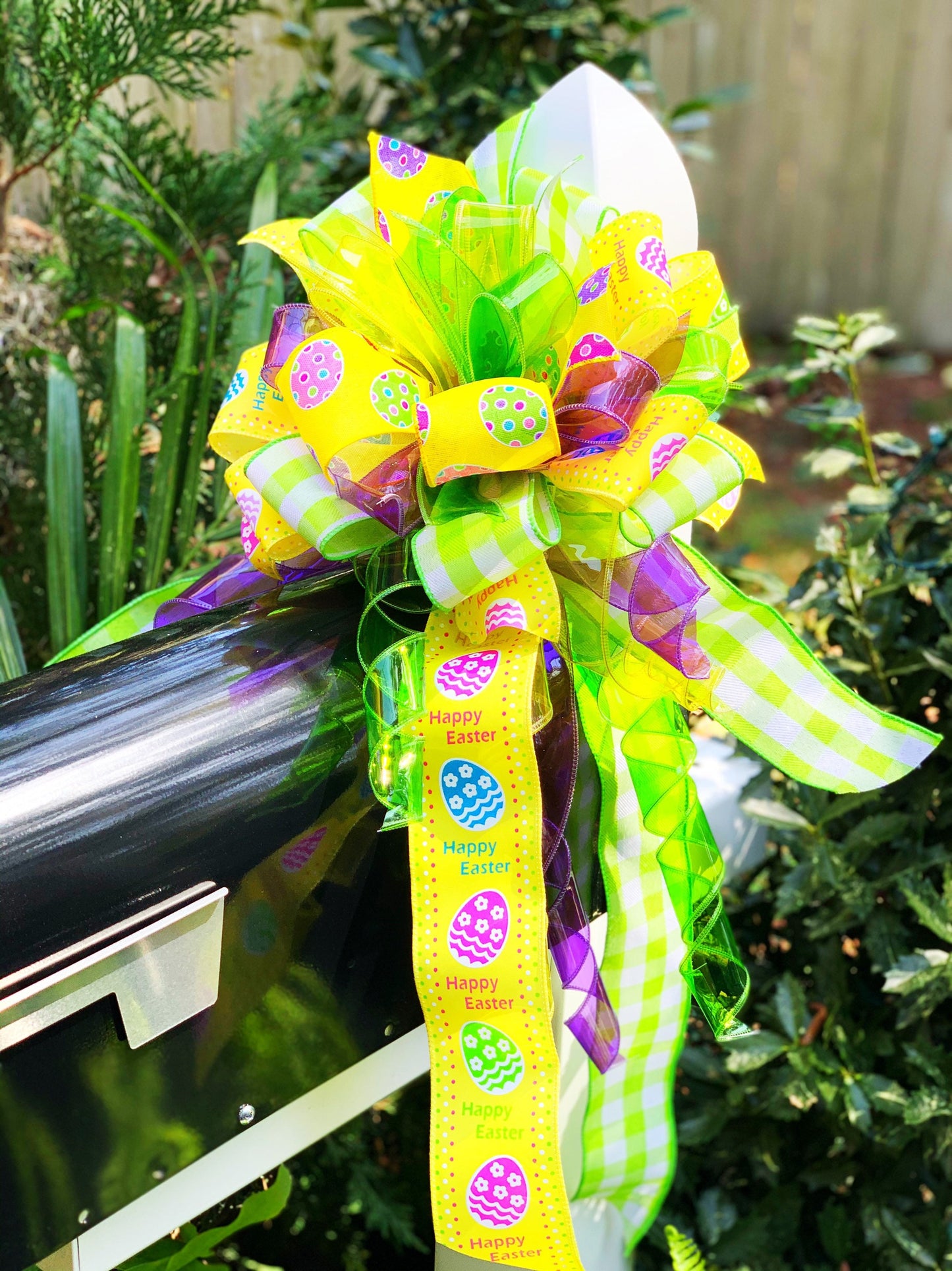 Easter Bow in Yellow and Light Green, Featuring Easter Eggs and Jelly Ribbon. Perfect for Mailbox, Door, and Wreath.