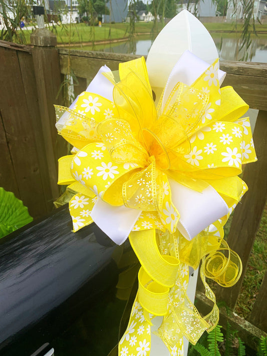 Yellow Daisy Bow. Perfect for Mailbox, Door, and Wreath.