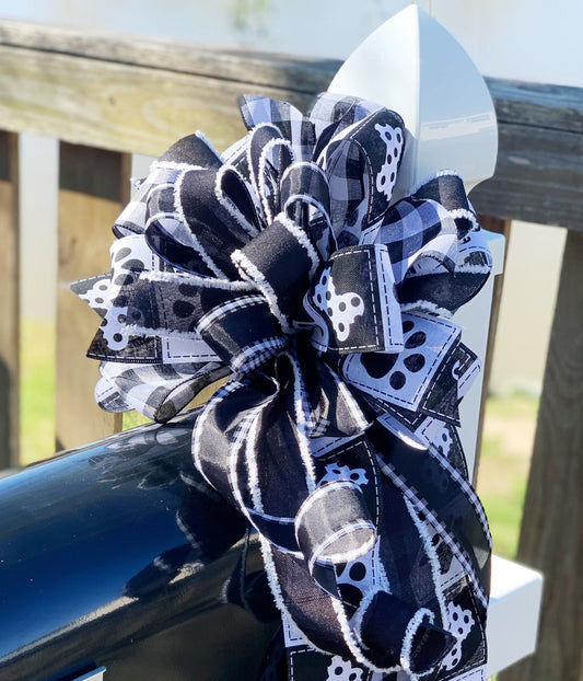 Everyday Collection - Puppy Paw Print Bow, Dog Ribbon,Dog Gift,Dog Bow,Puppy Bow, Puppy Decor,Black and White Bow,Puppy,Dog, Wreath Bow